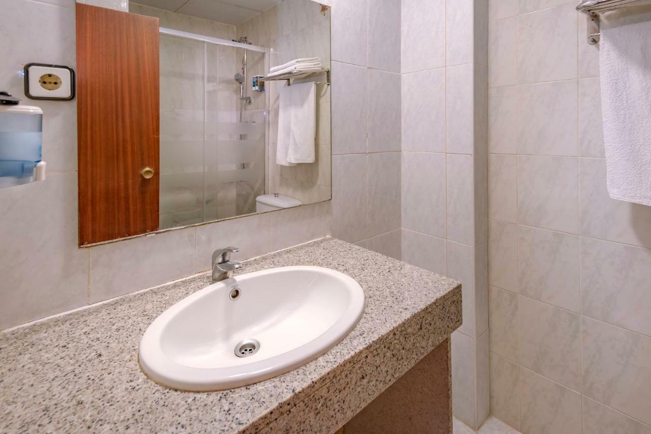 Hotel Niza Salou Ngoại thất bức ảnh